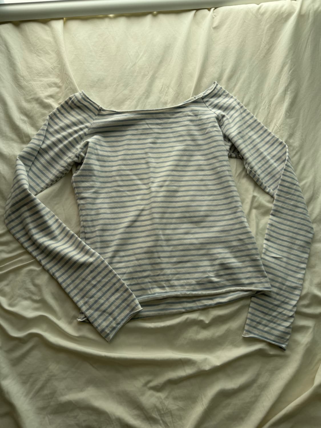 브랜디멜빌 스트라이프 오프숄더 상품이미지1