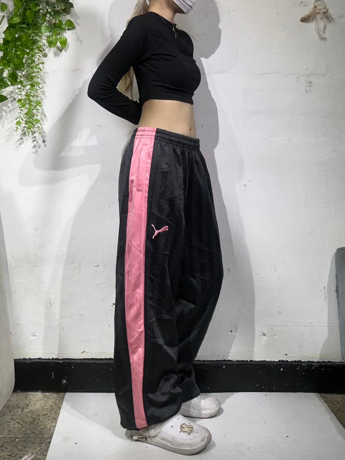 푸마 차콜 핑크 사이드 라인 와이드 팬츠 M 상품이미지1