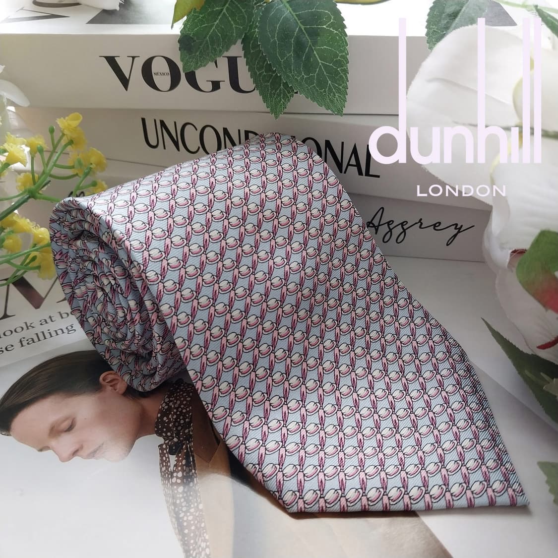 던힐 실크 마술사모자 패턴 넥타이 9.1cm A+등급 K1253
 상품이미지1