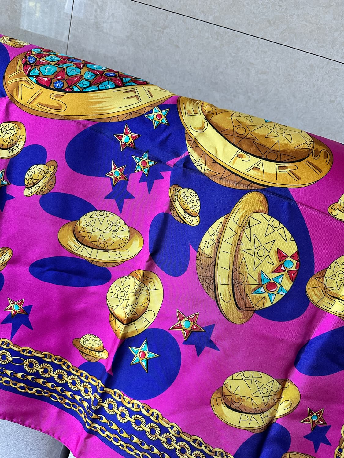 셀린느 실크 스카프 상품이미지5