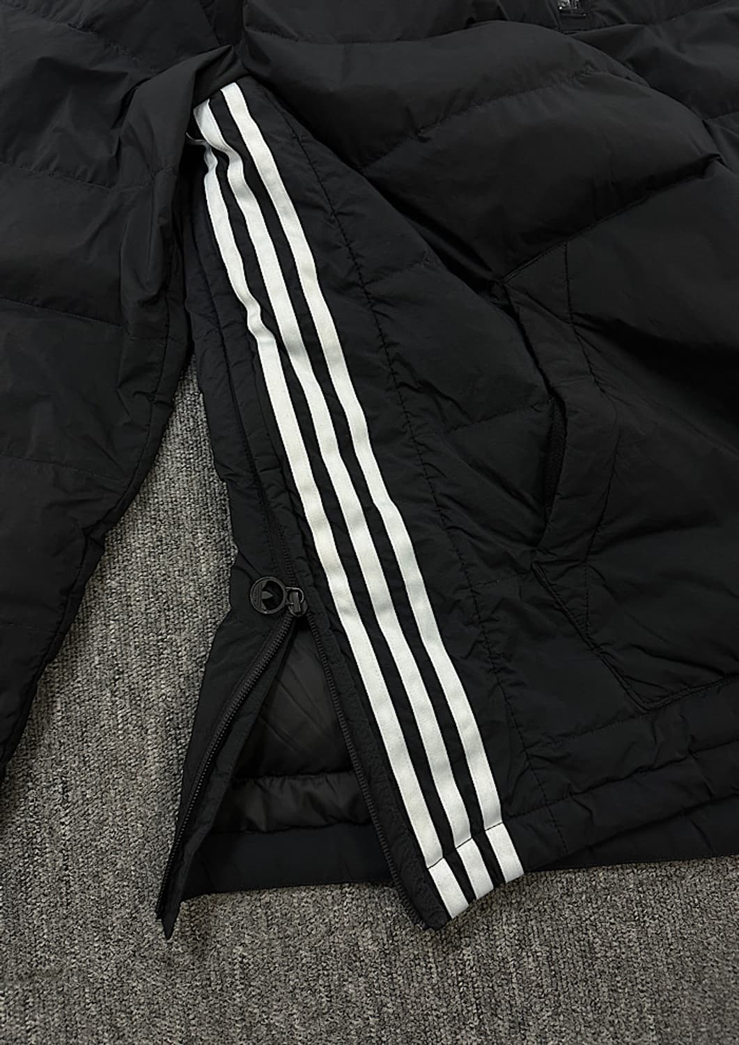 아디다스 패딩  상품이미지4