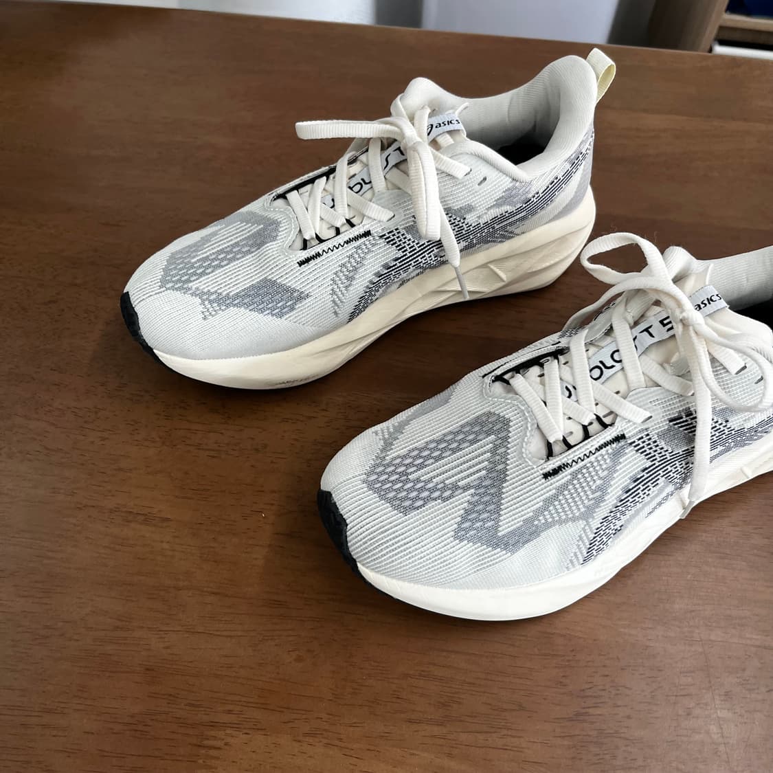 아식스 노바블라스트5 오트밀 270mm 상품이미지2