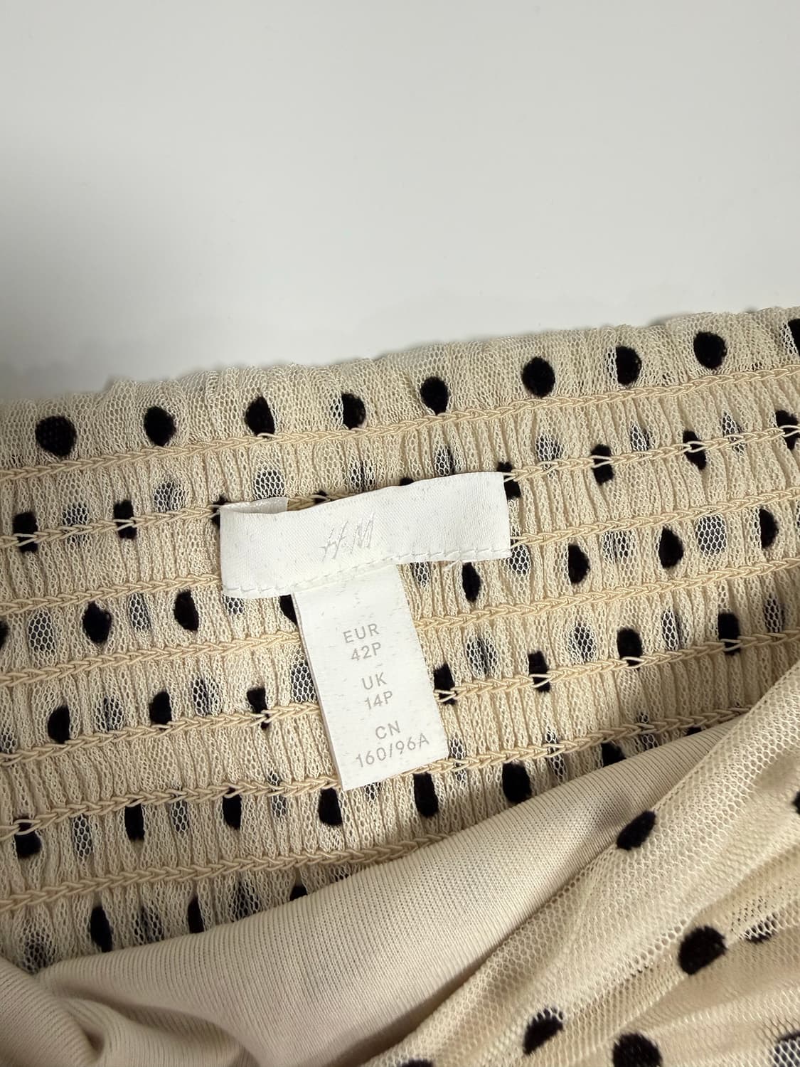 H&M 매쉬 도트 크롭 블라우스 상품이미지8