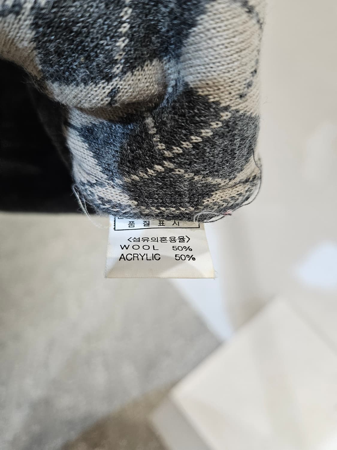 Burberry 아가일 패턴 반팔 니트 상품이미지7