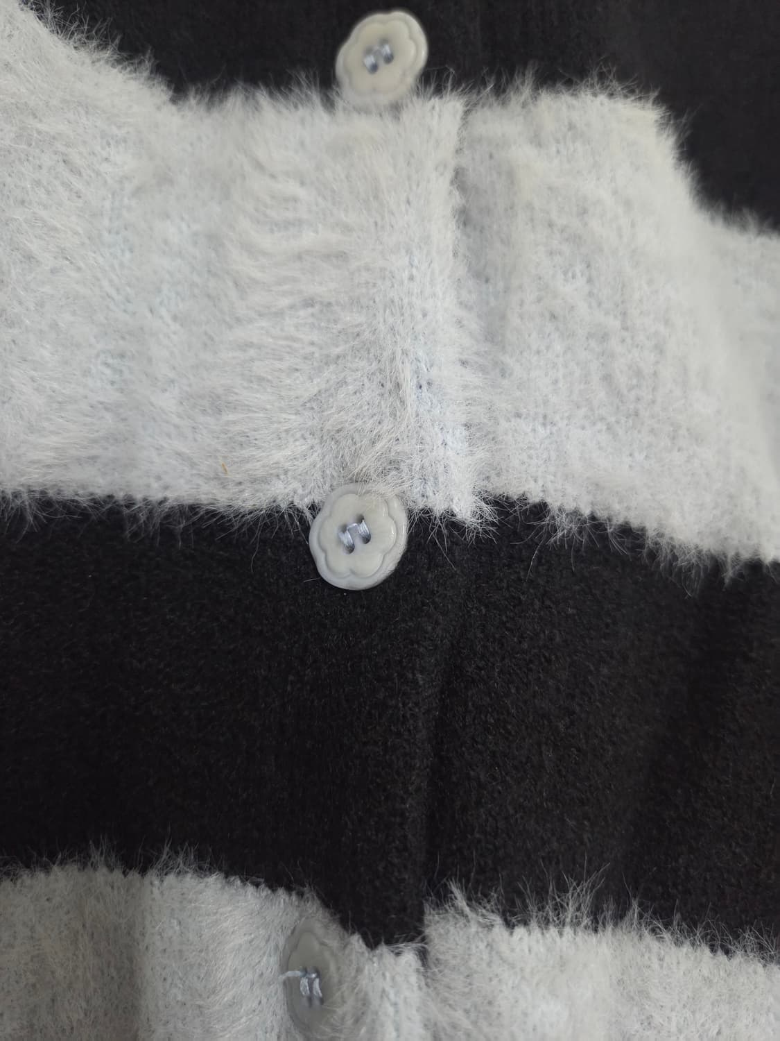 Qduroy Fluffy Knit Cardigan - Sky 상품이미지5