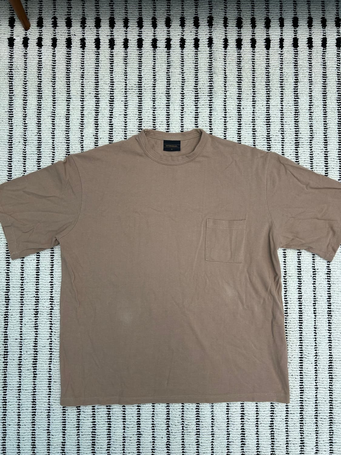 유니폼브릿지 베이지 티셔츠 상품이미지1