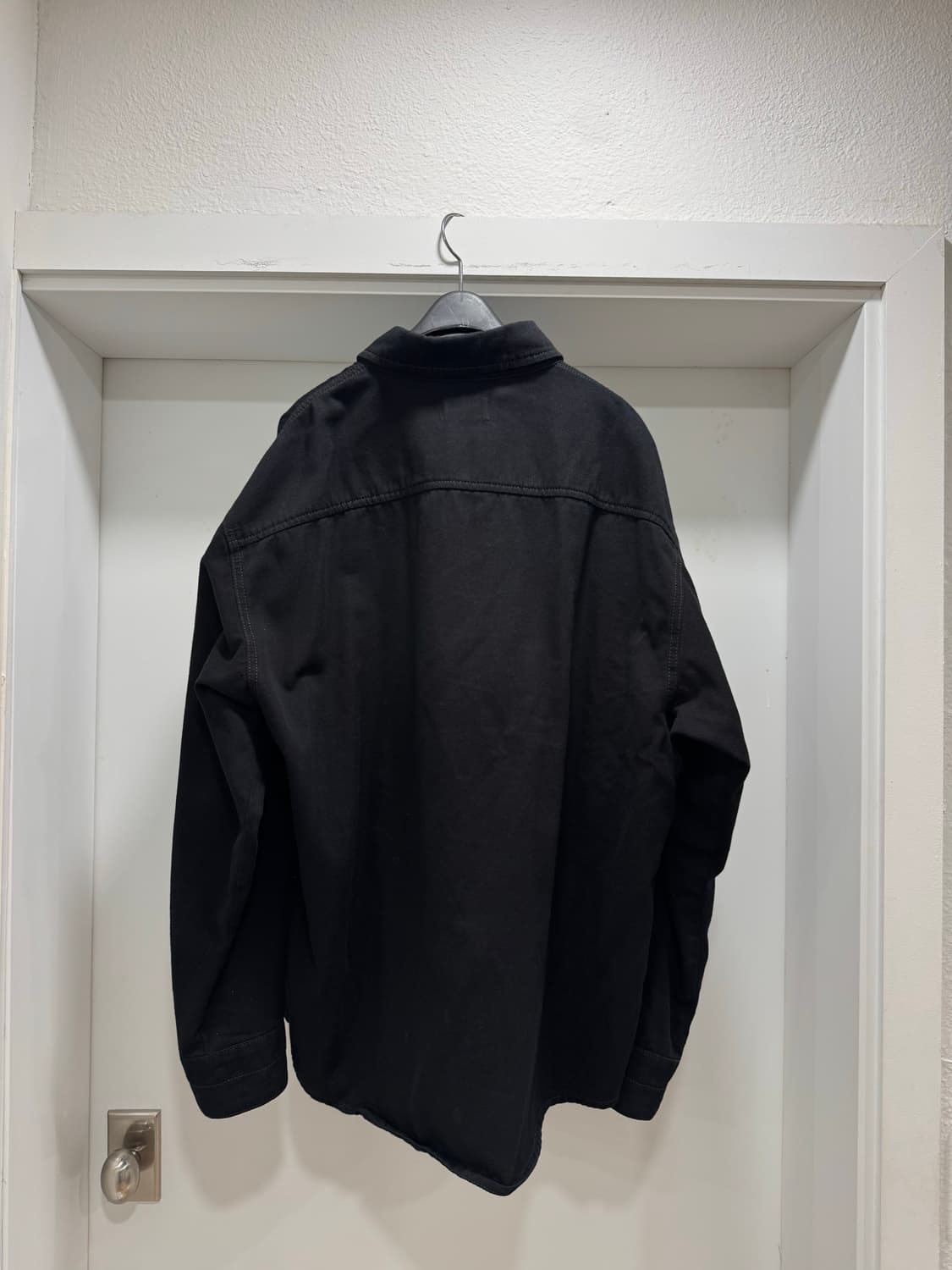 르메르 24fw 블랙데님 스냅 셔츠 (50사이즈) 상품이미지7