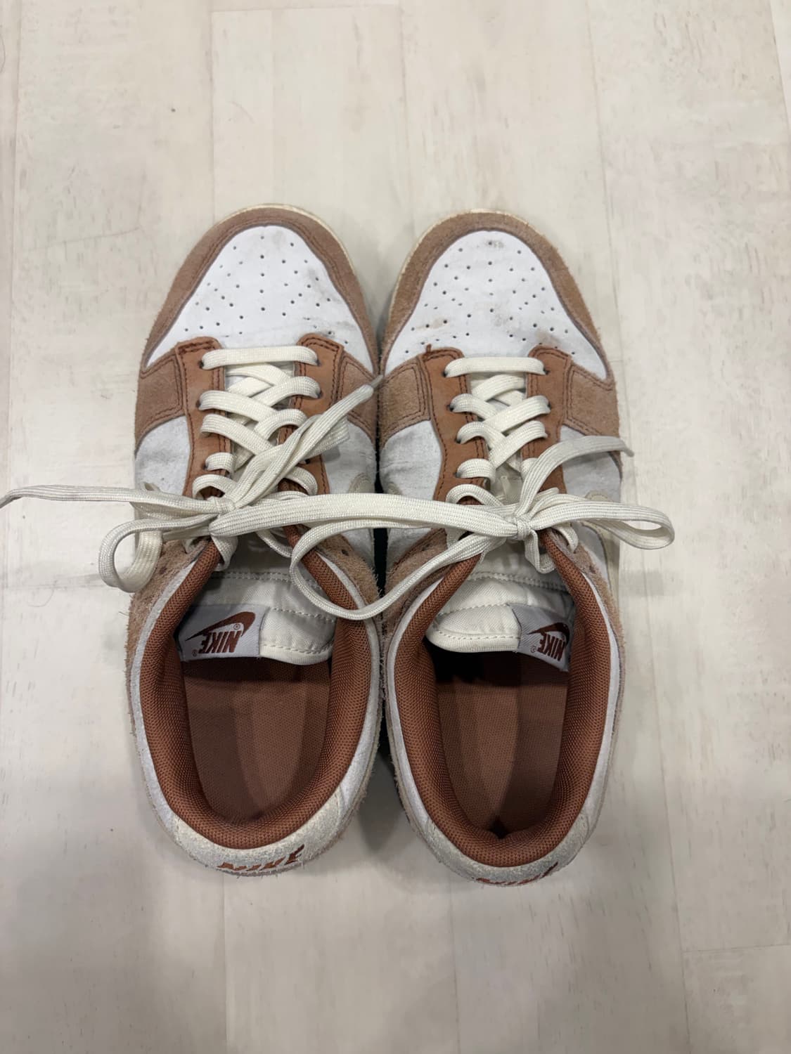 나이키 덩크 로우 미디엄 커리 275 상품이미지2