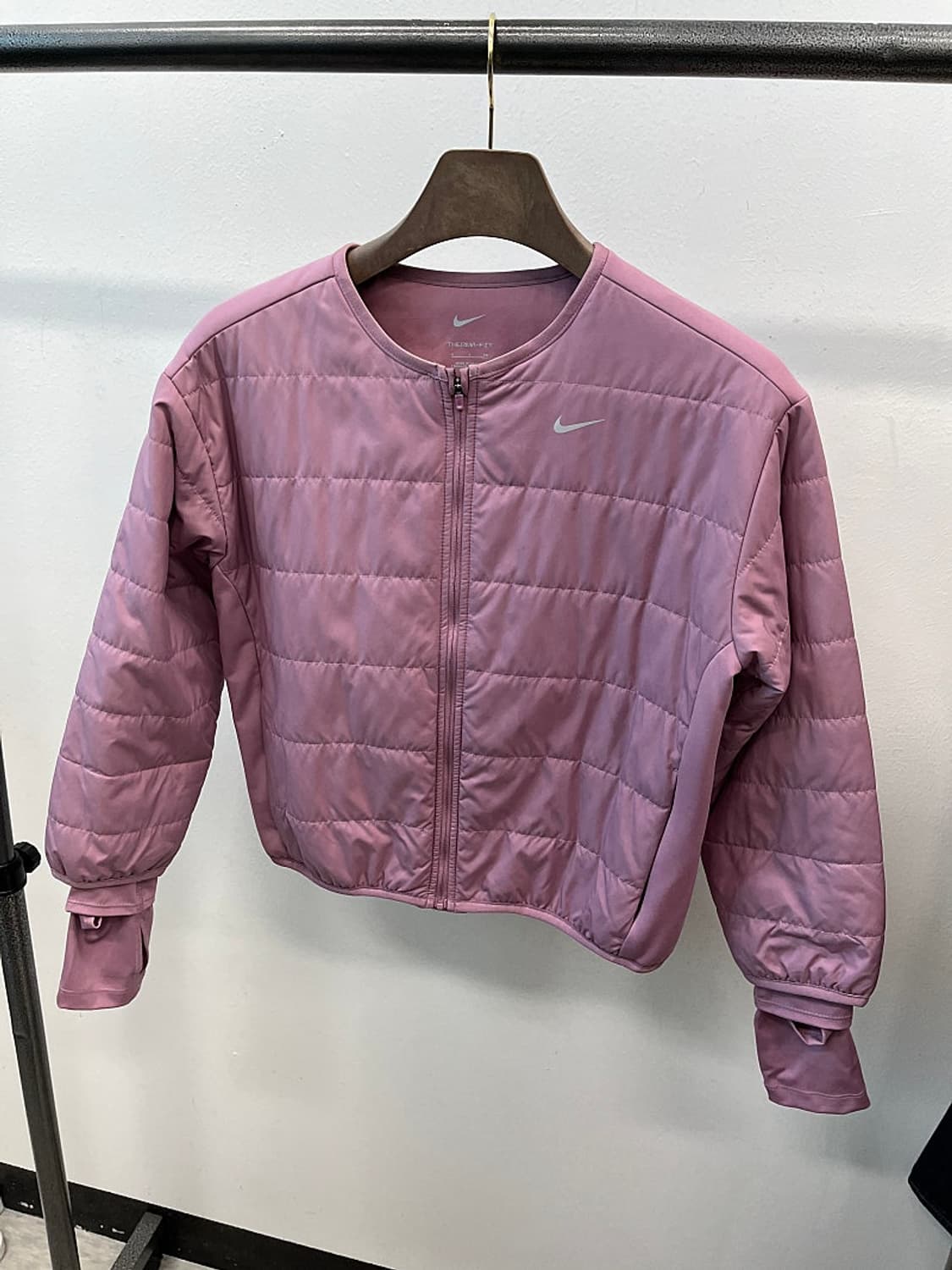 여) 나이키 써마핏 러닝점퍼  상품이미지1