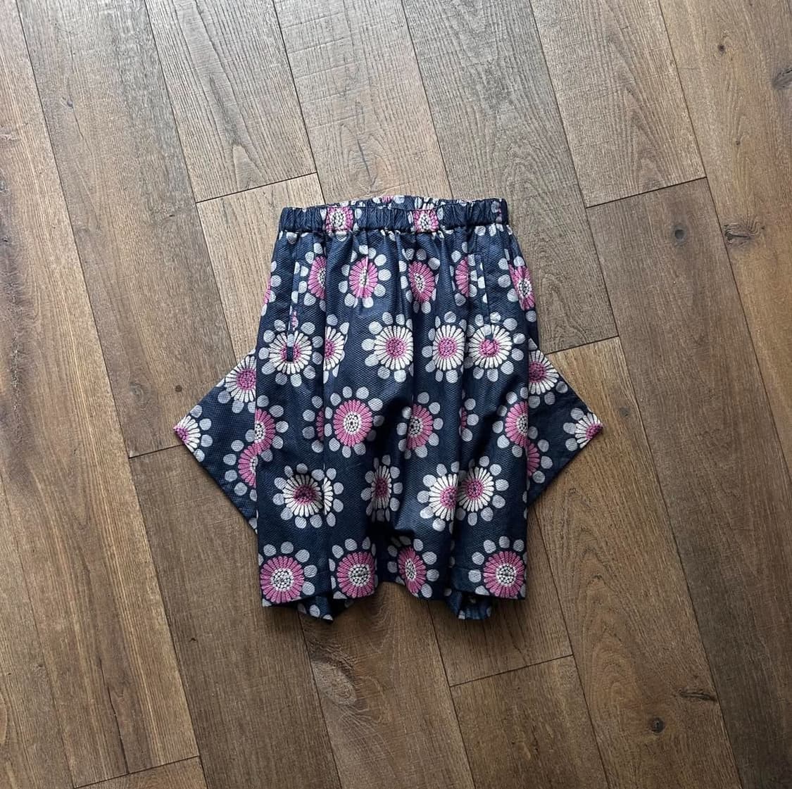 [S] Comme des Garcons 플로럴 패턴 트랜스폼 펠트 스커트 상품이미지2