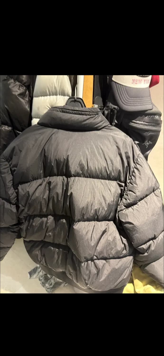 스톤아일랜드17fw크링클랩스 L우원재패딩 상품이미지6