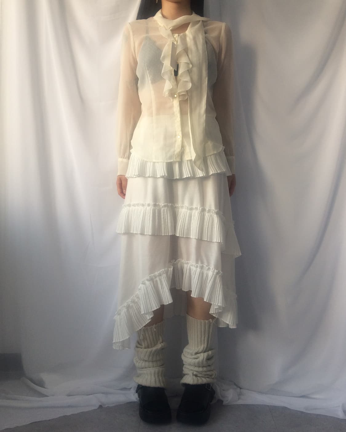 Dot pattern tied see through blouse 상품이미지6