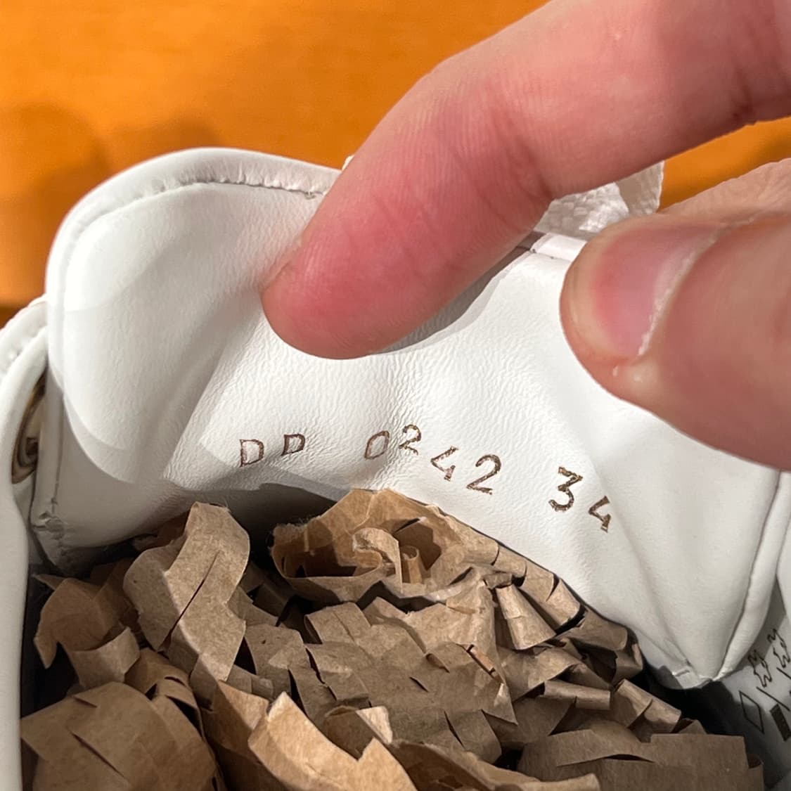 (34) 루이비통 모노그램 타임아웃 스니커즈 상품이미지6