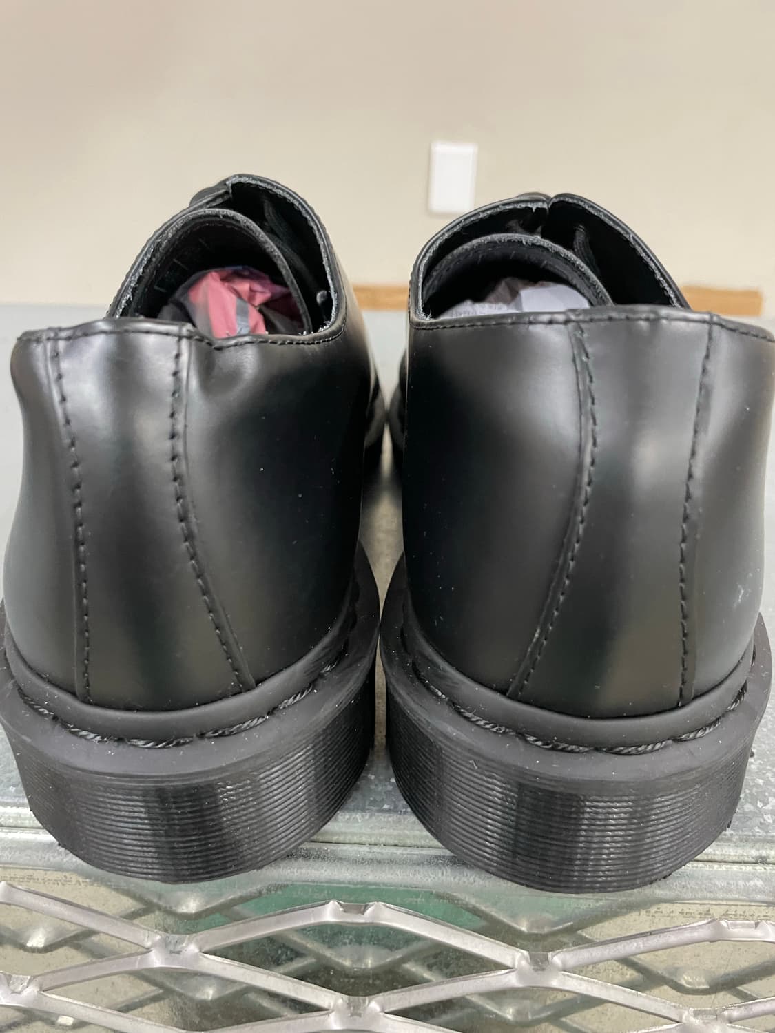 닥터마틴 1461 모노 블랙 uk9 (gr-4498) 상품이미지9