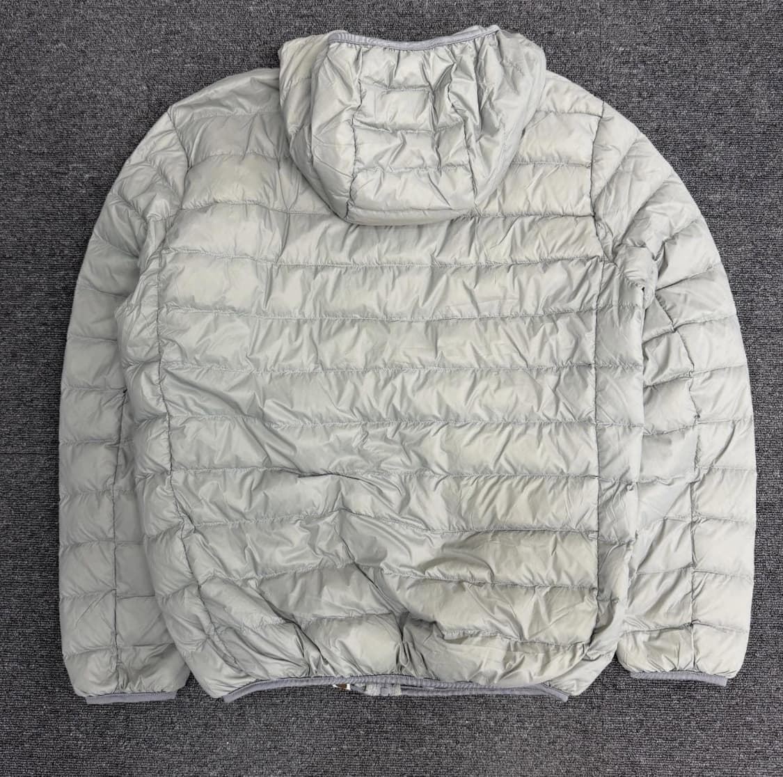 베이프 경량패딩 판매합니다 상품이미지4