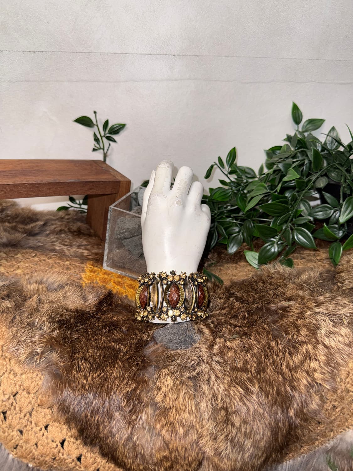 Gold brown cubic gemstone bangle  상품이미지4