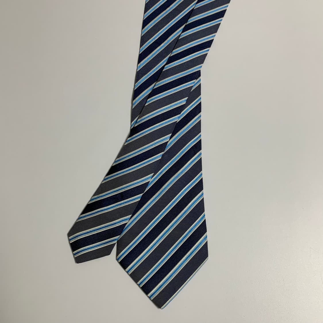 알마니(ARMANI) 스트라이프 클래식넥타이 명품 100실크 최상급 상품이미지3