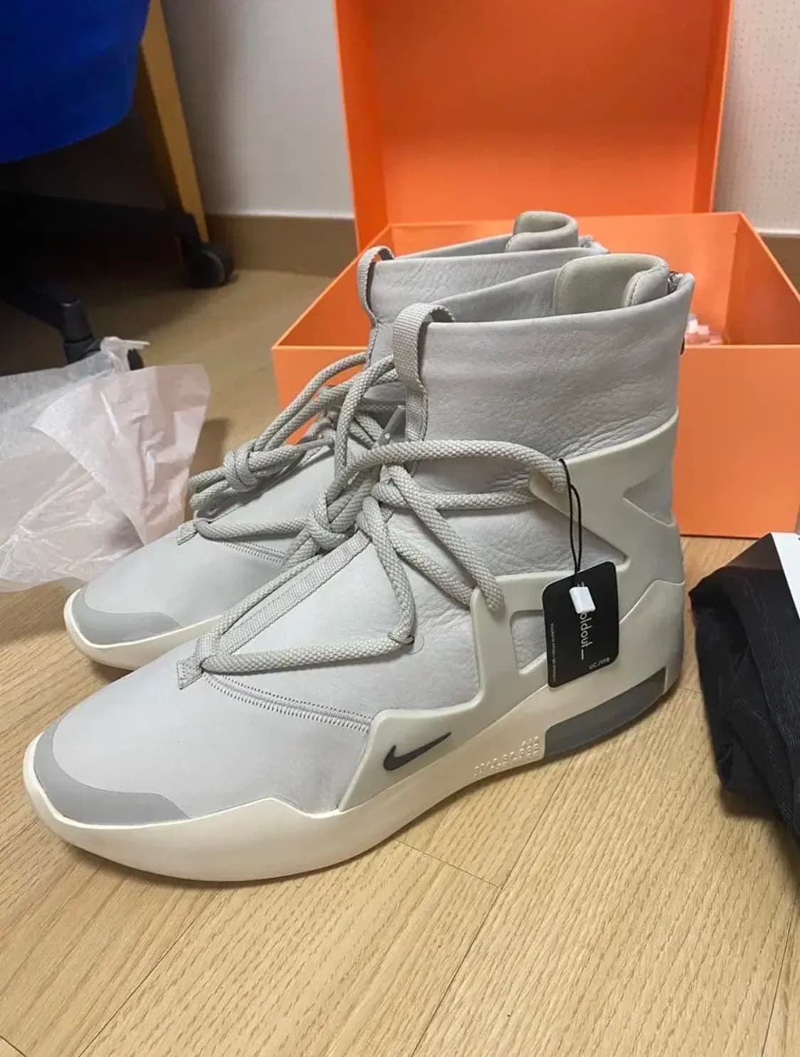 나이키 피어오브갓 og 라이트본 270 상품이미지2