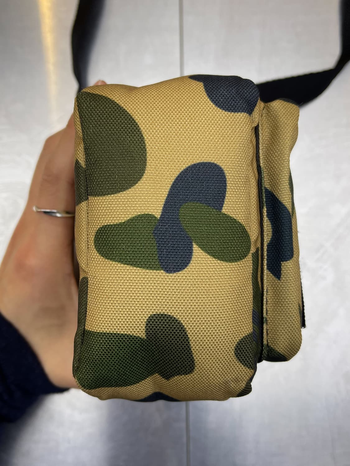 베이프 1st 카모 미니 크로스백 상품이미지6