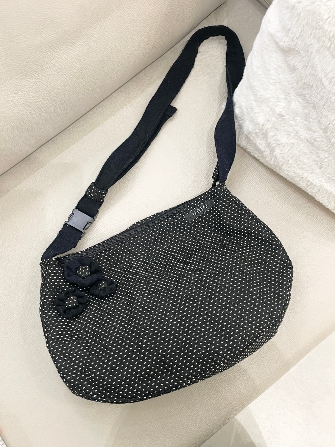 패턴 크로스백 상품이미지1