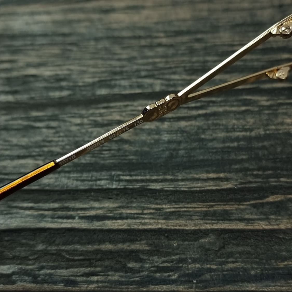 [살바토레 페레가모] 빈티지 긱시크 선글라스 P01224 상품이미지5