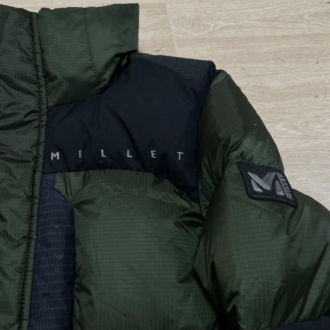 밀레 윈드스토퍼 옴니히트 구스다운 푸퍼패딩 점퍼 [카키] M/95 상품이미지4