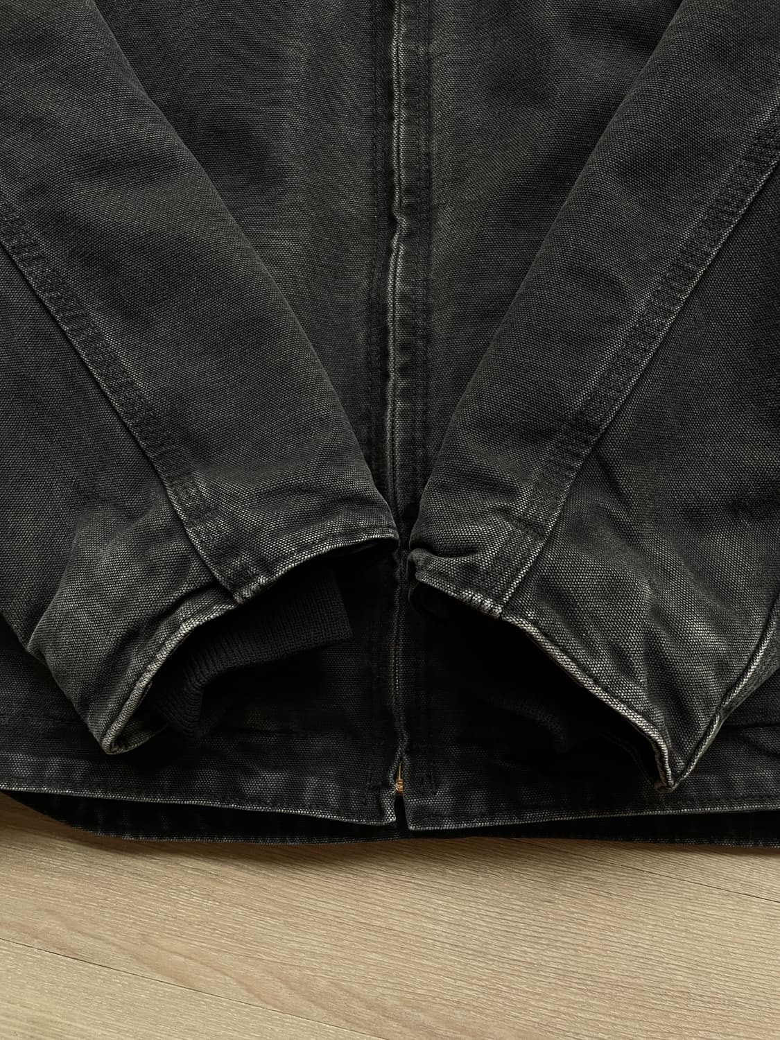 칼하트 시에라 J141 BLK 블랙 디트로이트 후드 자켓 상품이미지5