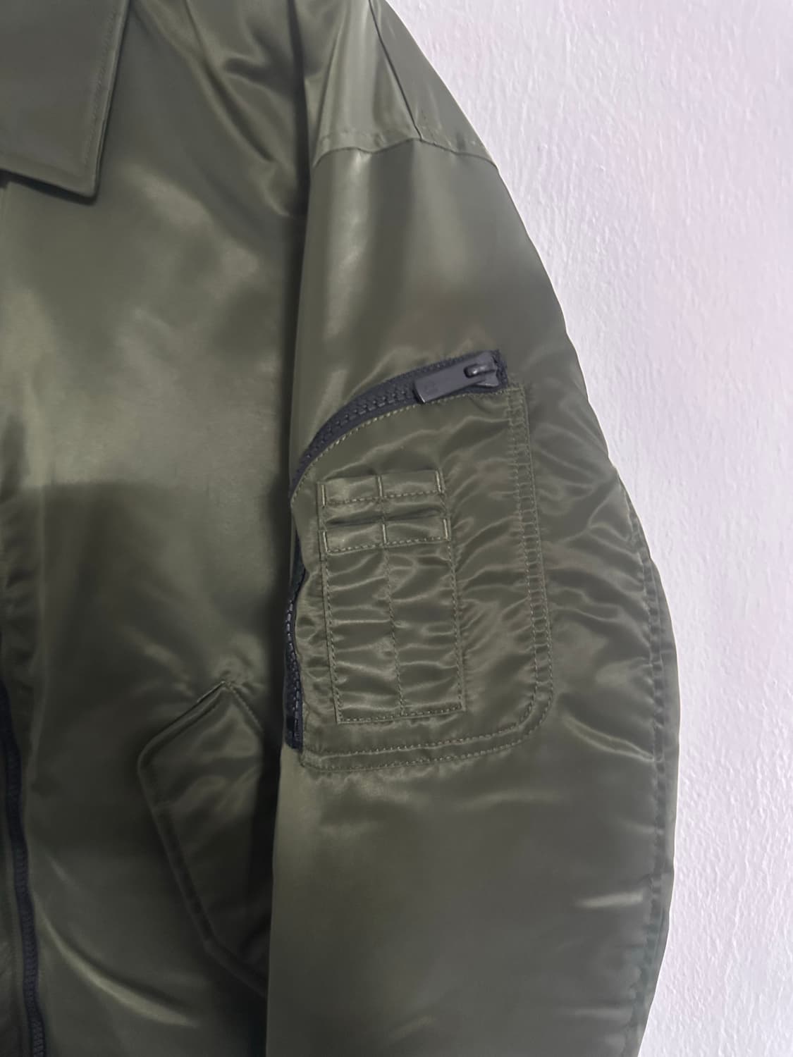 질샌더 유니클로 MA-1 봄퍼 블루종 점퍼 카키 XL  상품이미지2