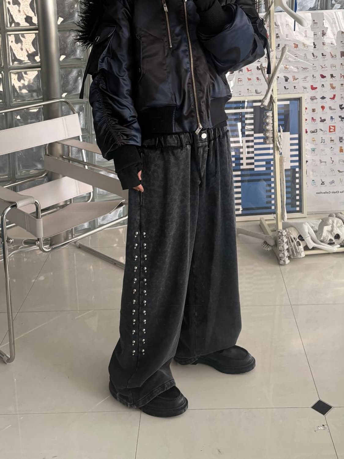 STUD BLEACH LEOPARD SWEAT PANTS 상품이미지1