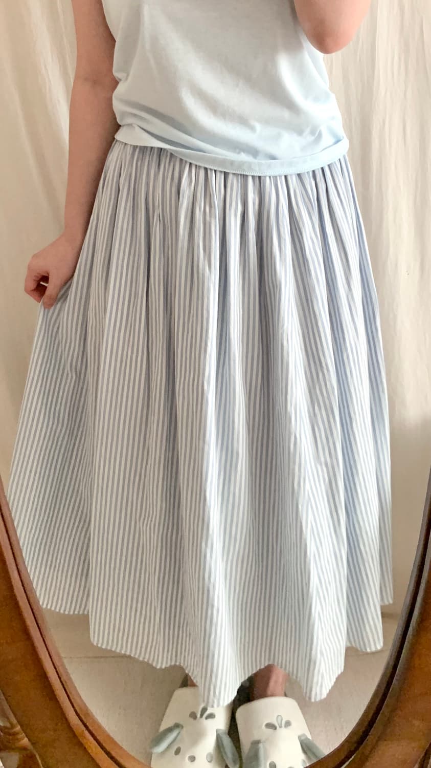 하늘 세로 스트라이프 롱스커트 상품이미지3
