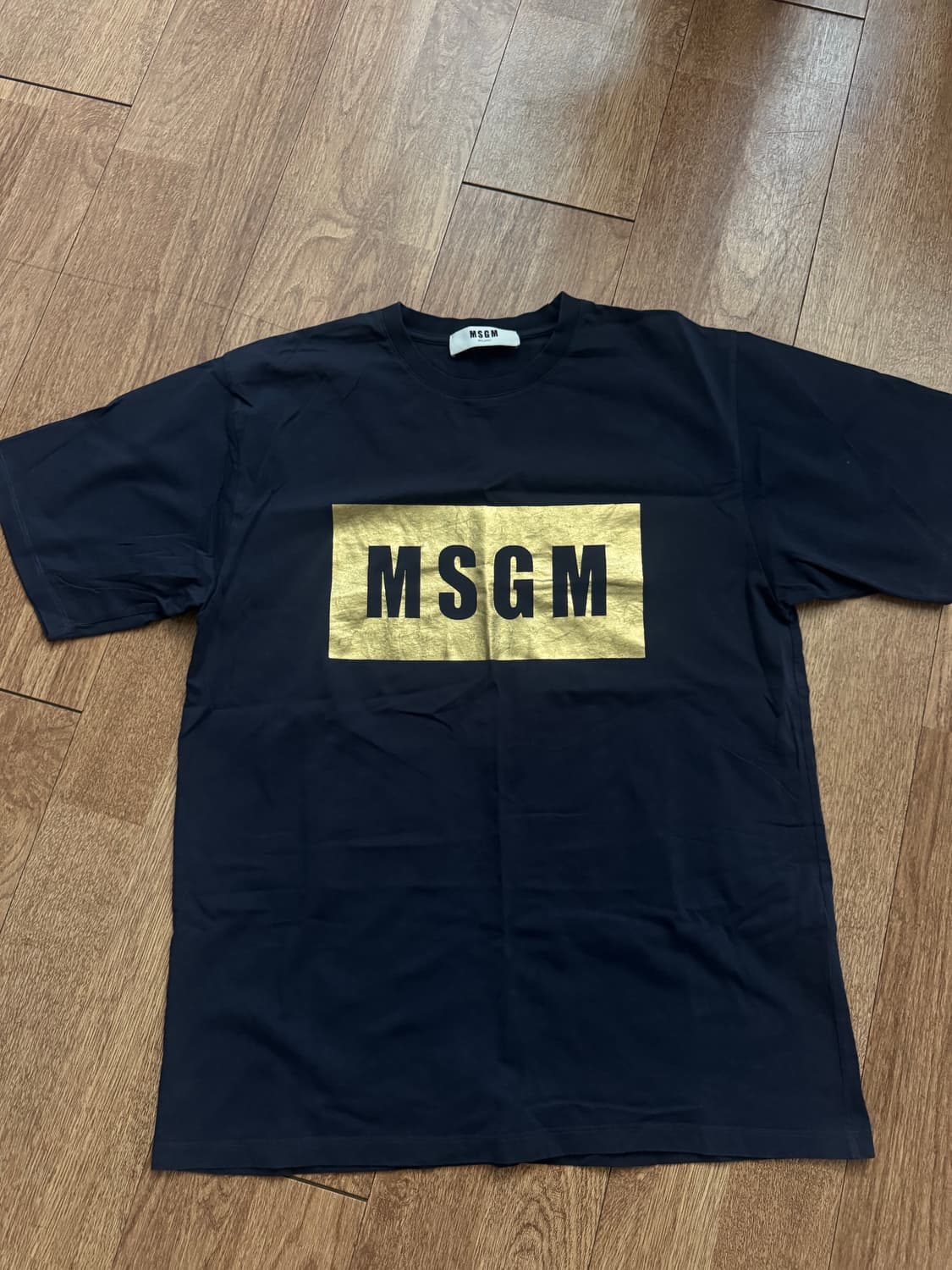 MSGM 엠에스지엠 금장로고 티셔츠 팝니다 상품이미지1