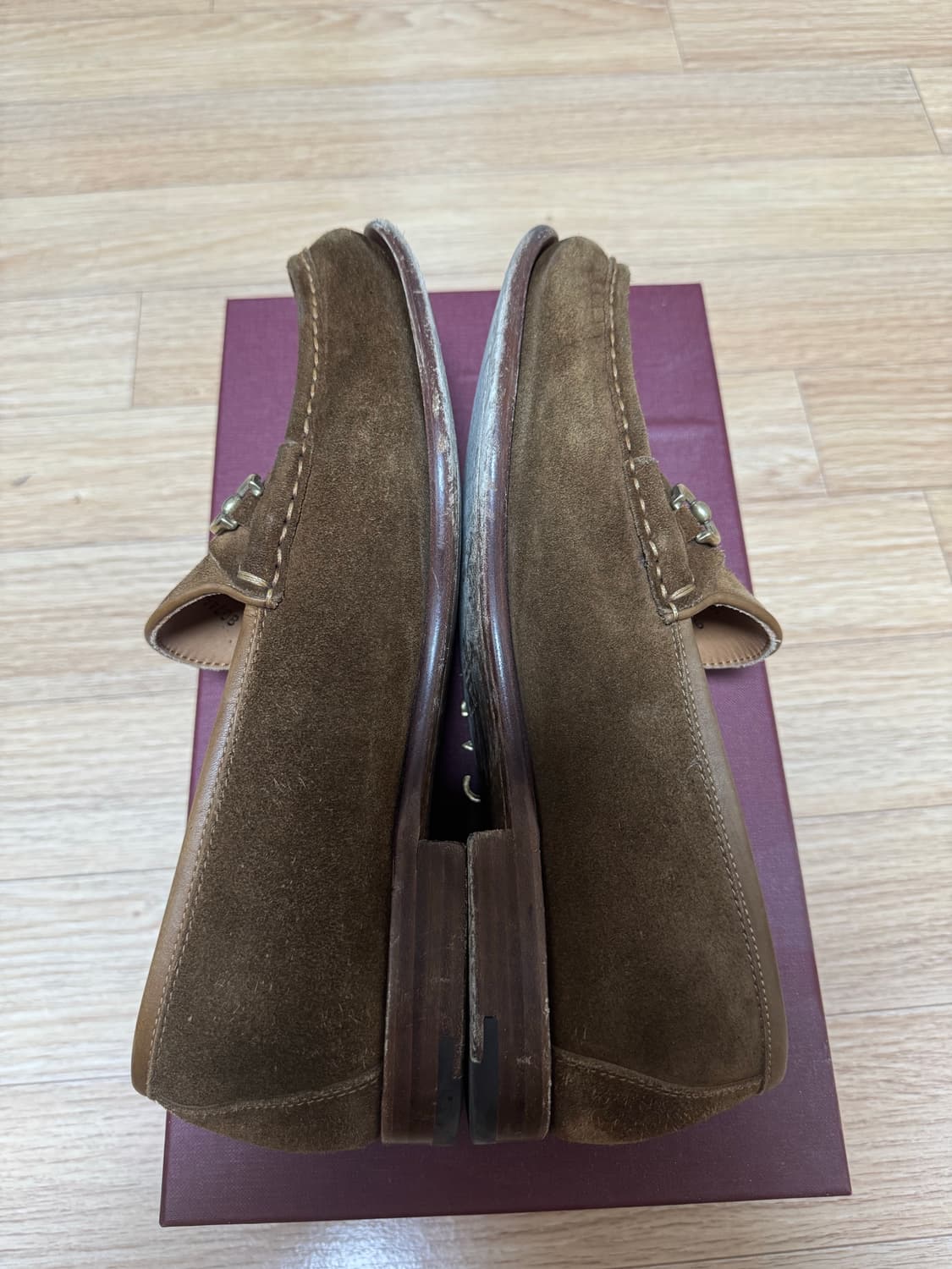 [UK9] 까르미나 홀스빗 로퍼 스너프 스웨이드 상품이미지3