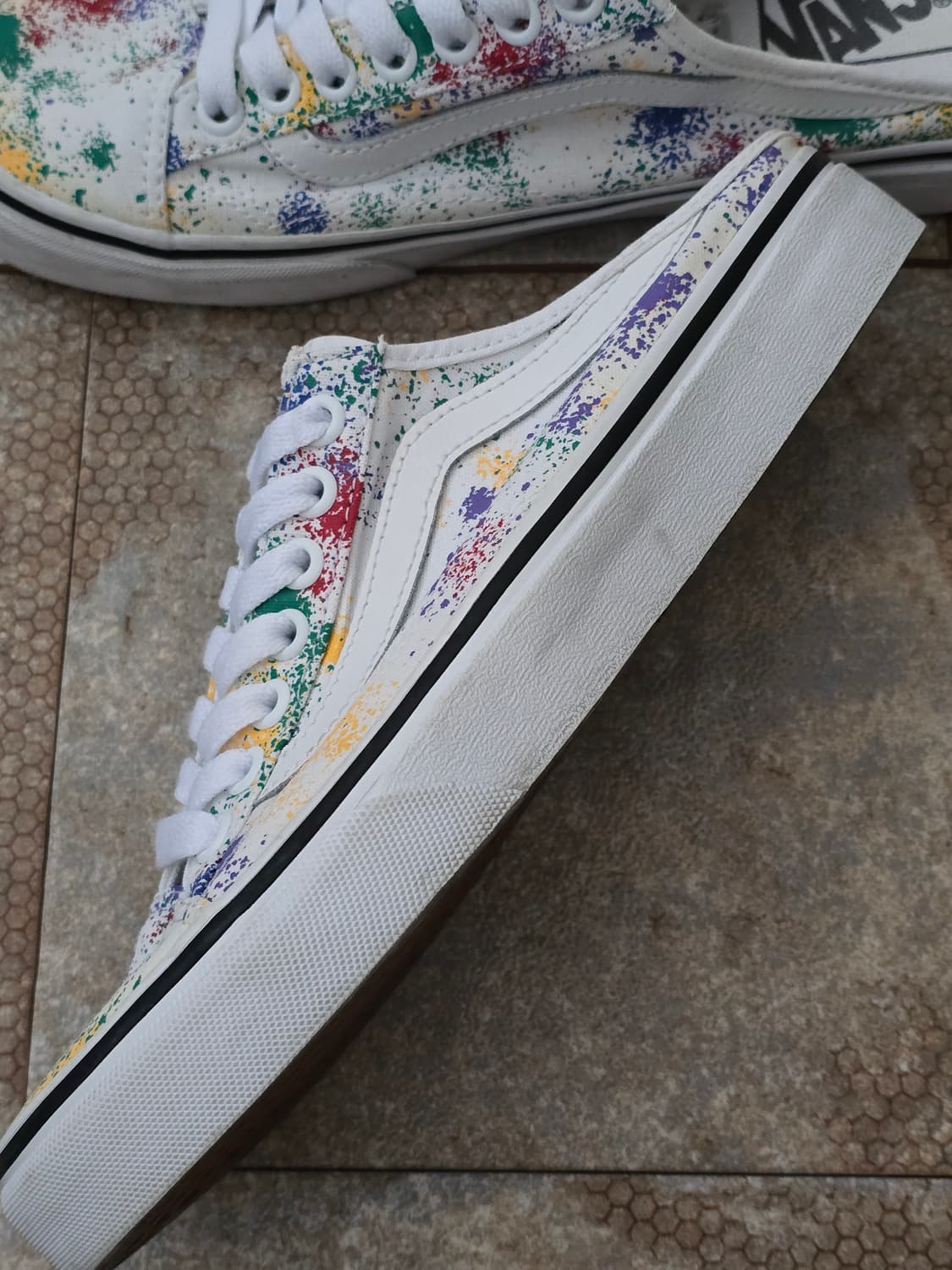 (245)반스 스타일 36 뮬 오버 스프레이 상품이미지4