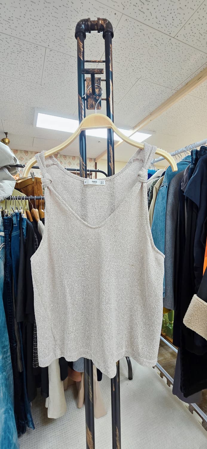 M (상태최상) MNG 망고 린넨 니트 나시 베이지 브이넥 상품이미지4