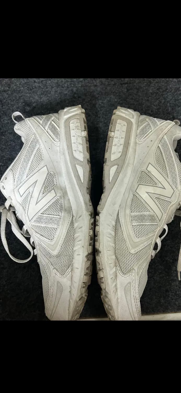 [290]뉴발란스 410v5 화이트 러닝화 상품이미지3