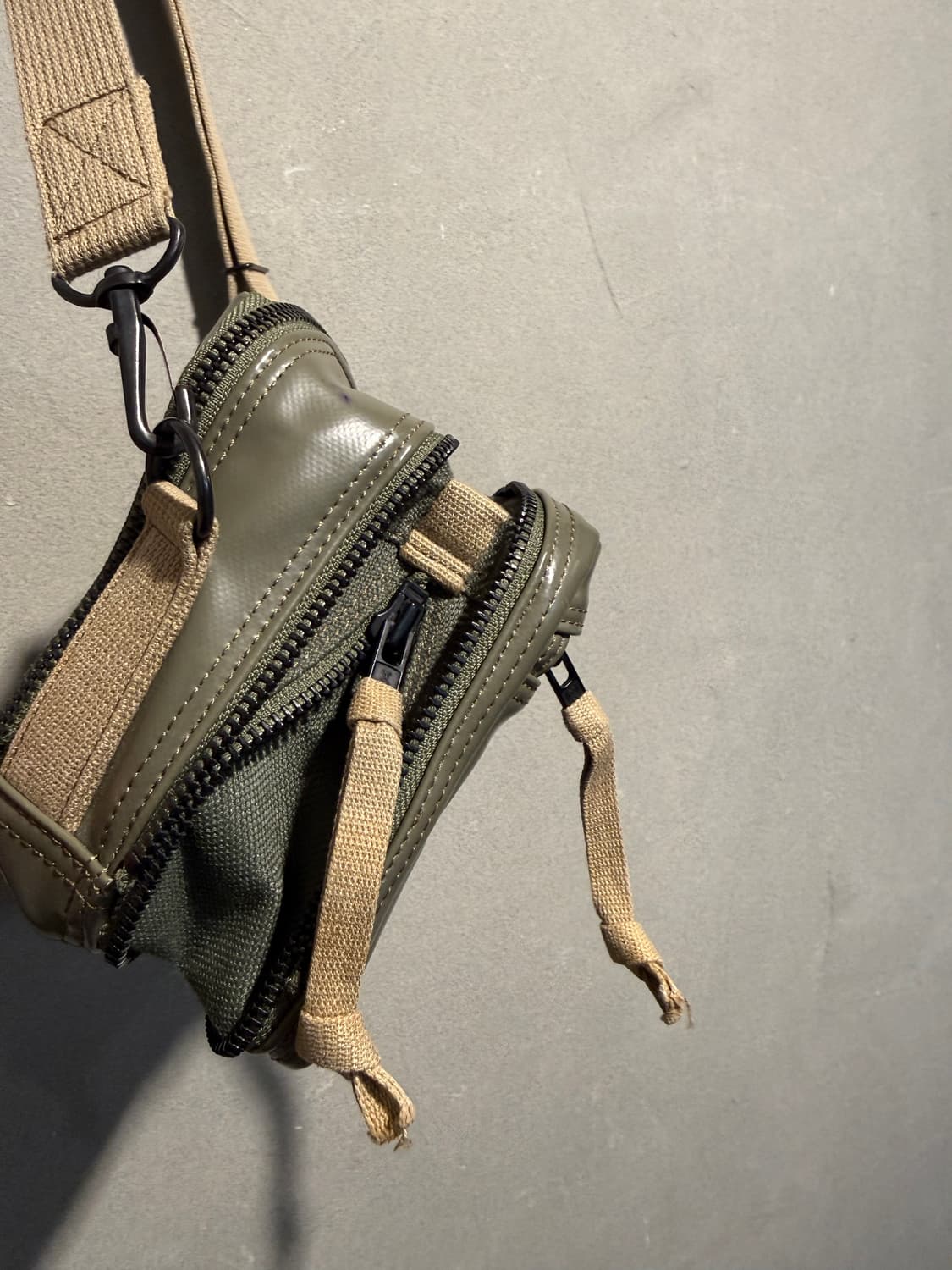 요시다포터 러기지라벨 크로스백 상품이미지5