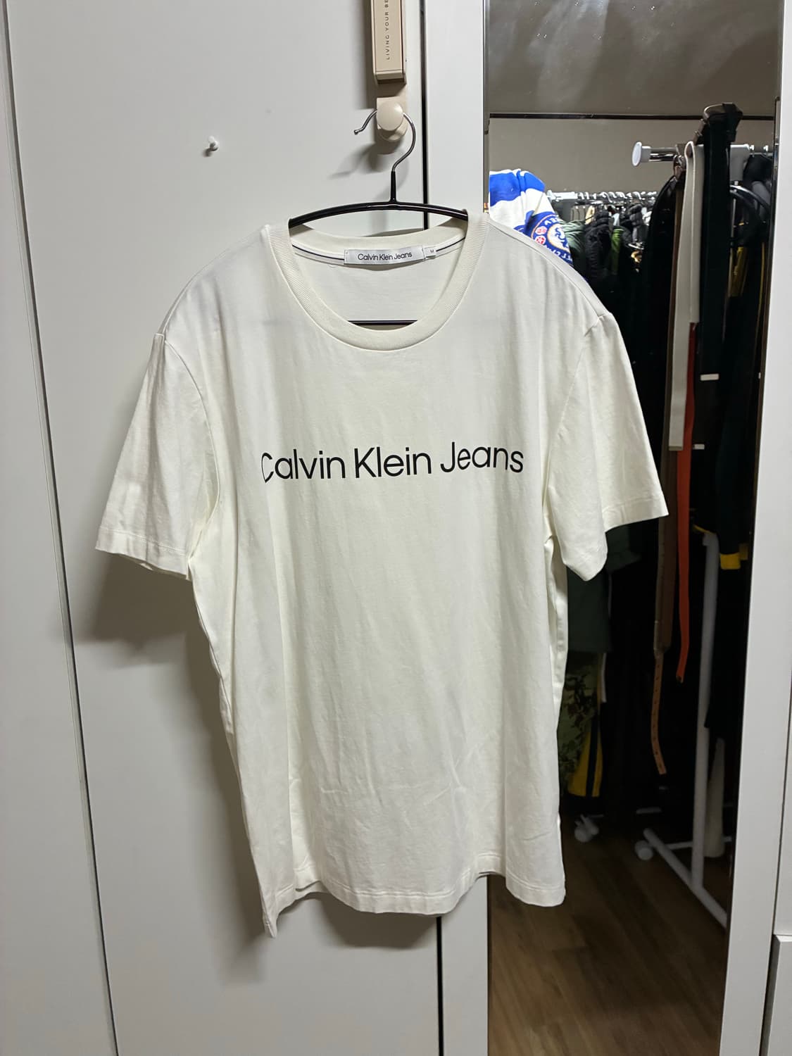 [새상품] 캘빈클라인 반팔티 M/100 상품이미지1