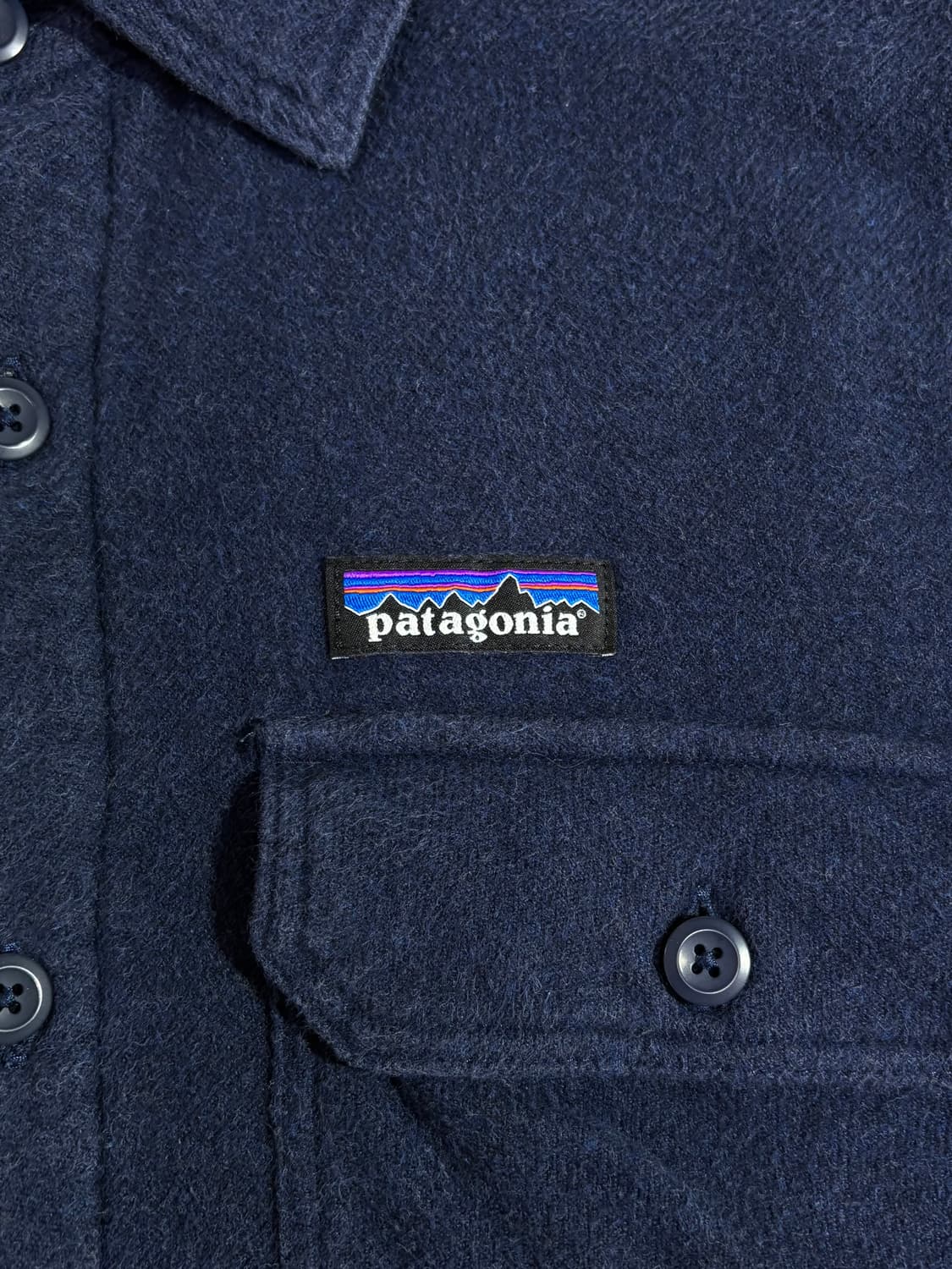 파타고니아 네이비 누빔 셔츠자켓  상품이미지5