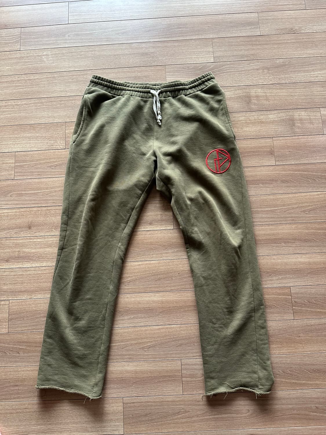 고샤 루브친스키 트레이닝바지 m 카키 상품이미지1