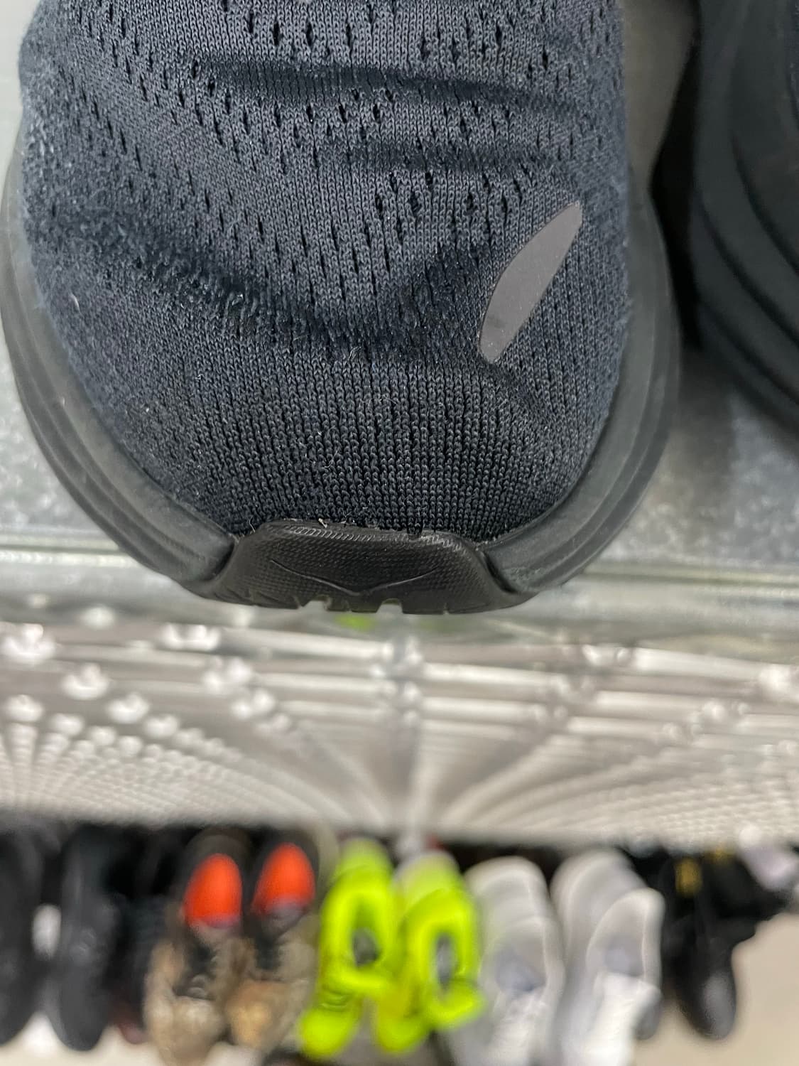 호카 본디 8 블랙 255 상품이미지7