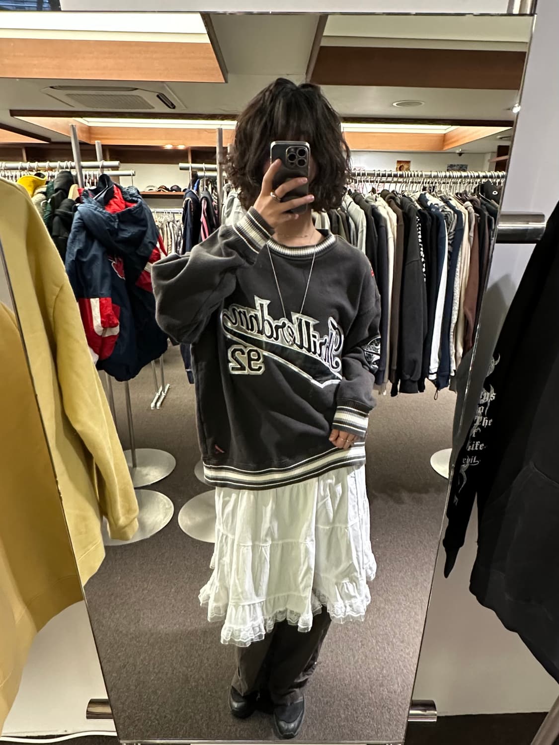 M)빈티지 빅패치 로고 오버핏 스웻셔츠 상품이미지2