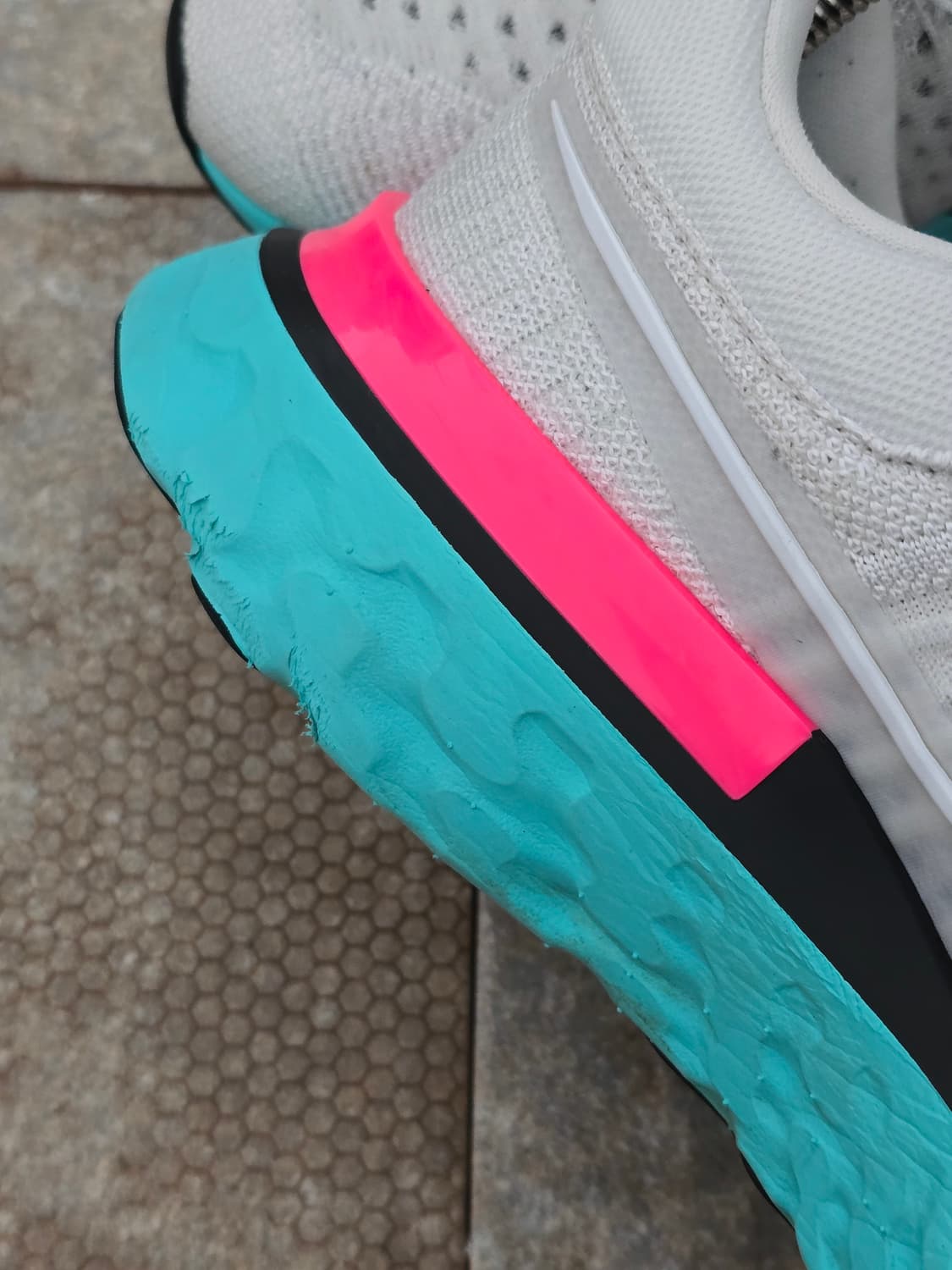 (250)나이키 리액트 인피니티 런 플라이니트 2  상품이미지5