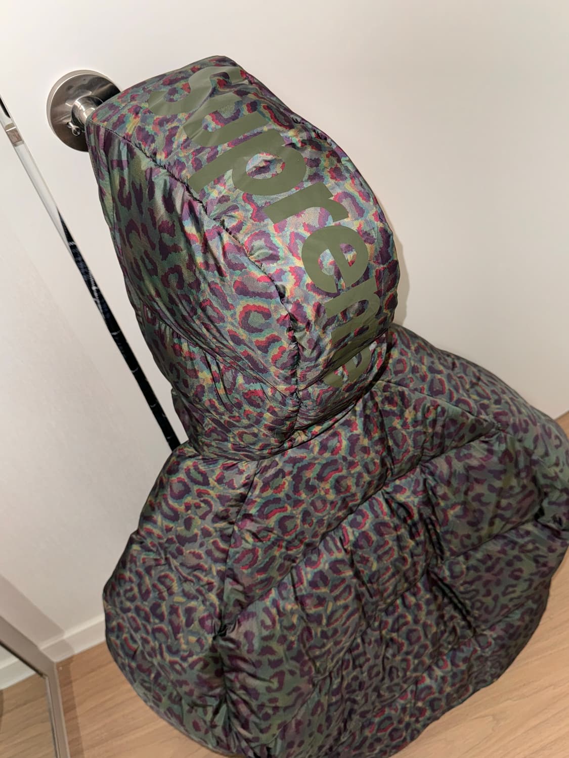 슈프림 supreme 700 필 레오파드 퍼퍼 자켓 다운 XL 상품이미지10