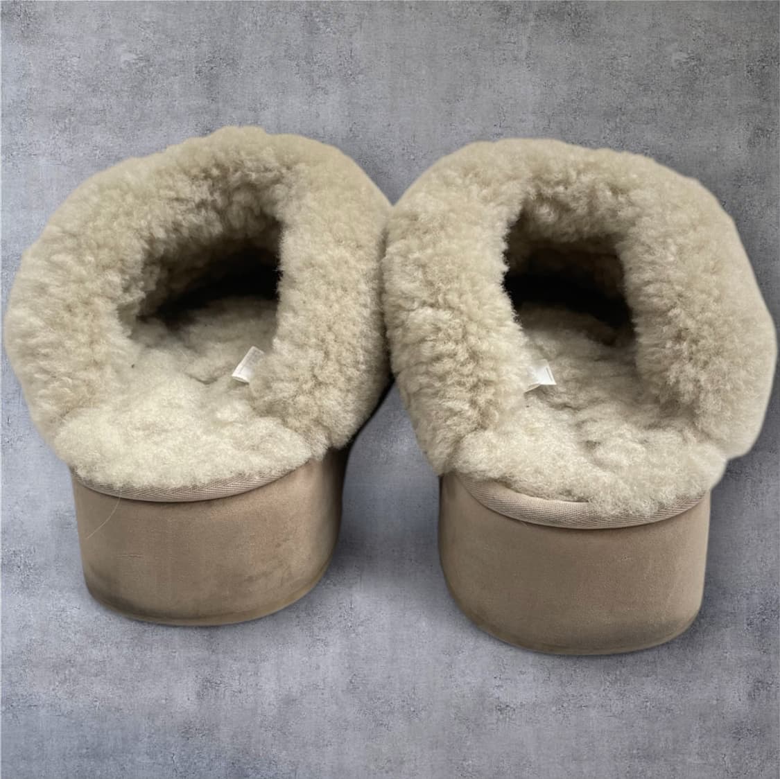 어그 UGG 라이트샌드 코케트 플랫폼 퍼 슬리퍼 EU38 상품이미지6