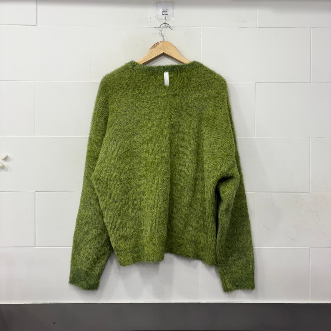 노매뉴얼 헤어리 그린 니트 상품이미지3