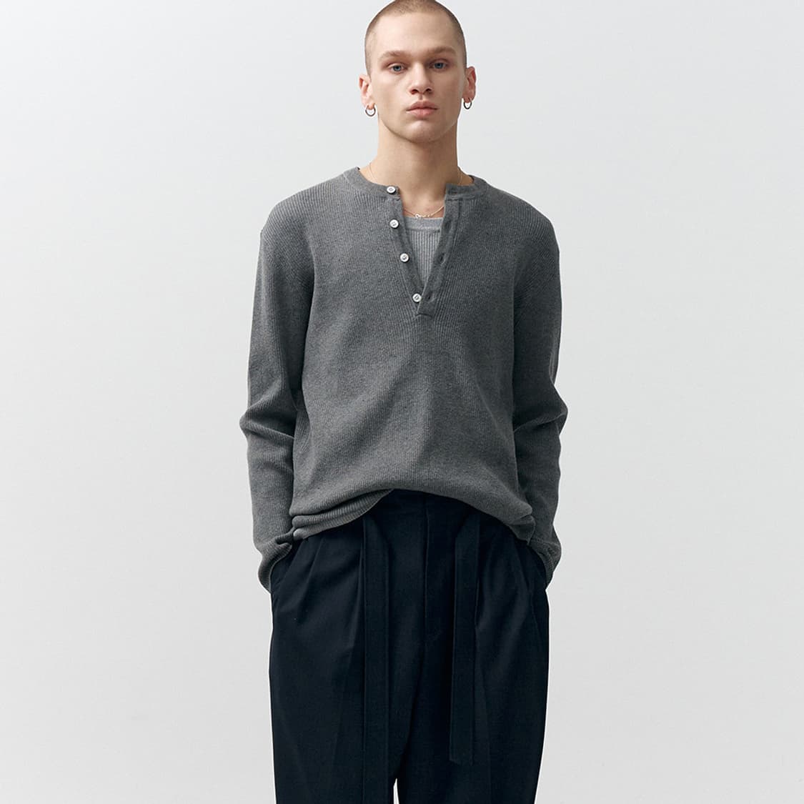 [48] 노이어 헨리넥 니트 2컬러 상품이미지5