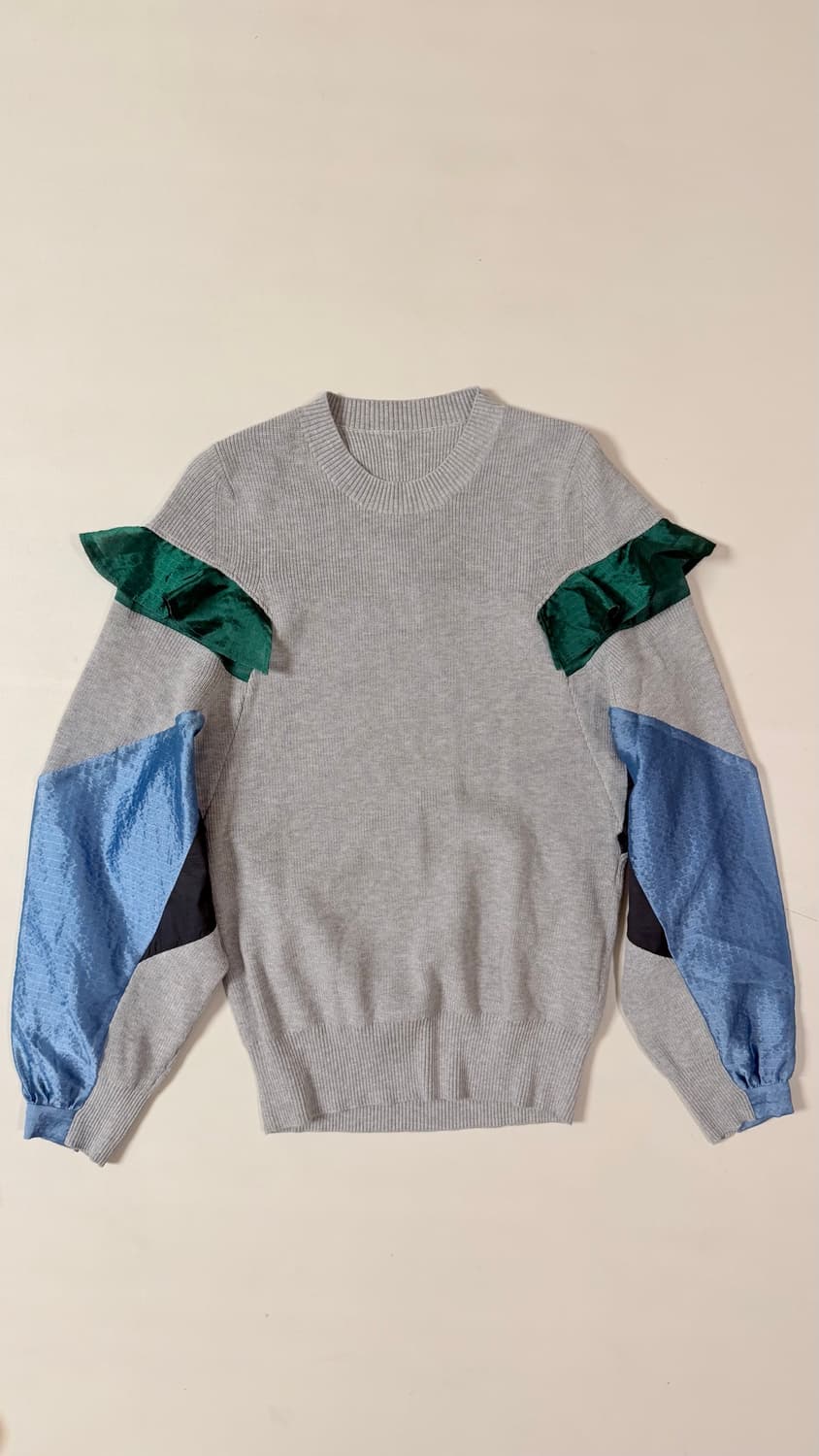 사카이sacai 러플 패널 크루넥풀오버 맨투맨니트 정가 899,000원 상품이미지1