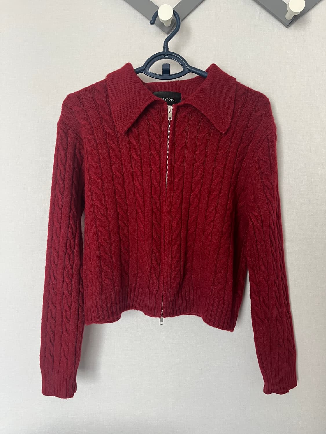 니트 투웨이 꽈배기 집업 가디건 [레드] 상품이미지4