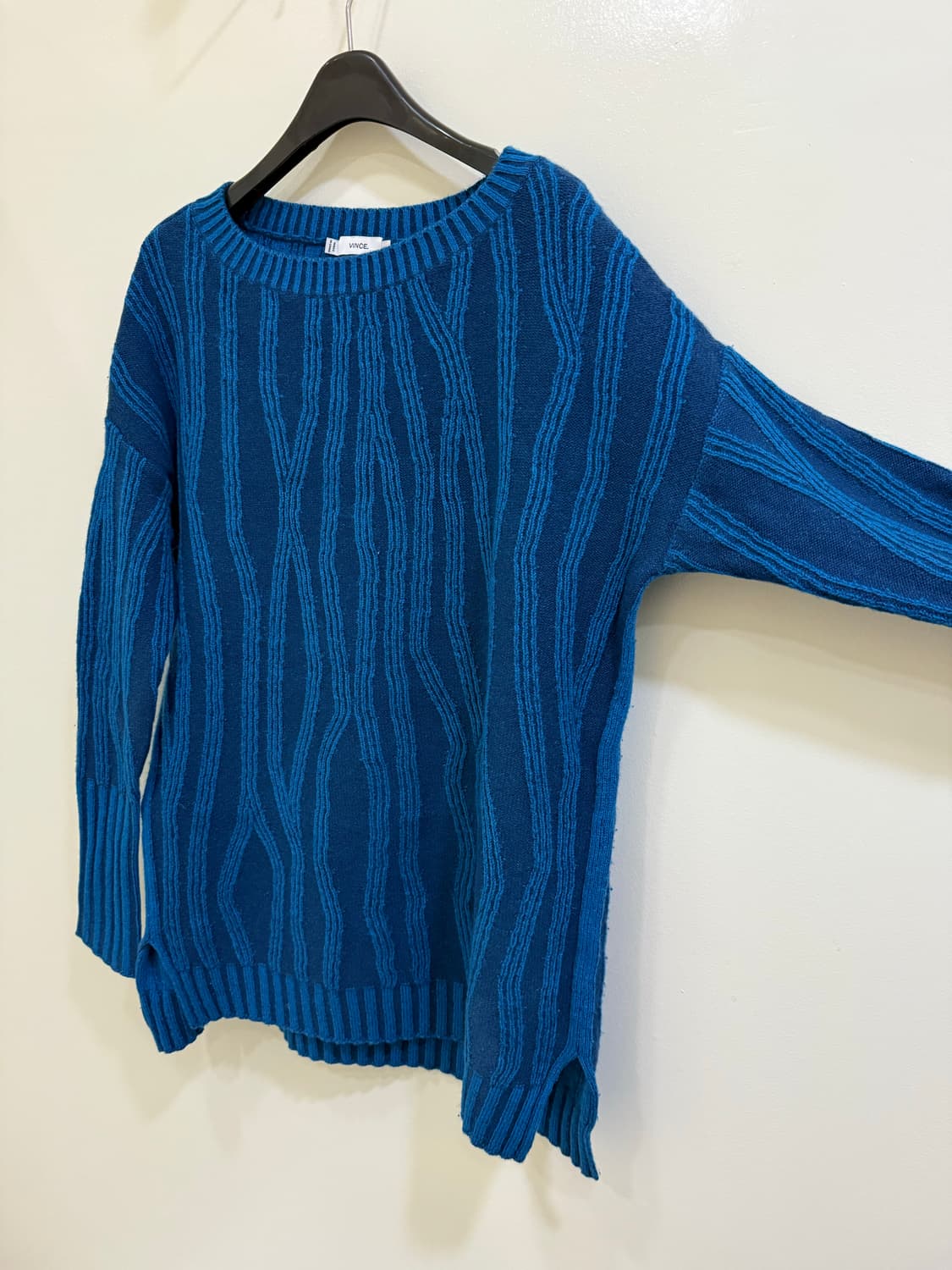 빈스 물결 패턴 니트 스웨터 정품 상품이미지2