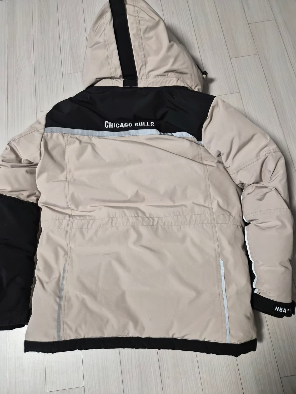 [NBA] 시카고 불스 구스다운 헤비 다운 점퍼 (사이즈 M/95) 상품이미지4